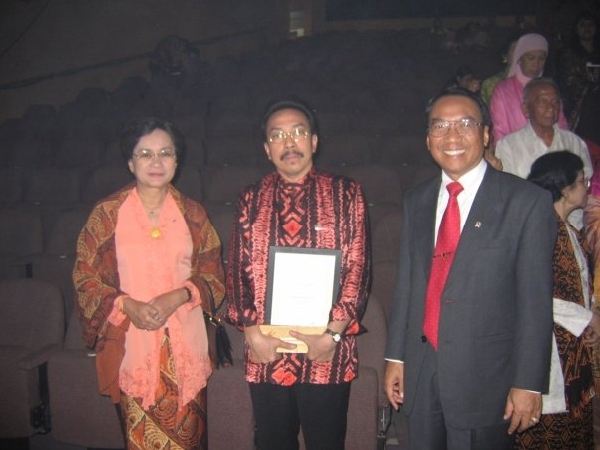 Anugerah Kebudayaan RI 2004